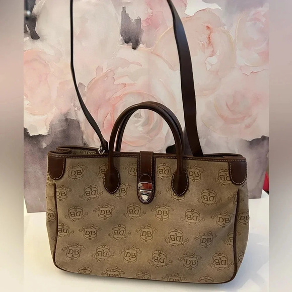 ! DOONEY & BOURKE Double Handle Signature Tan Canvas & Leather Trim Tote… - Picture 2 of 7